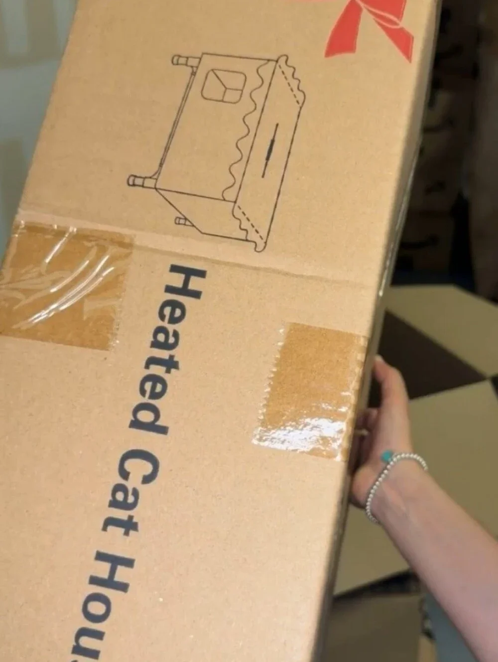 Heated Cat House BNIB